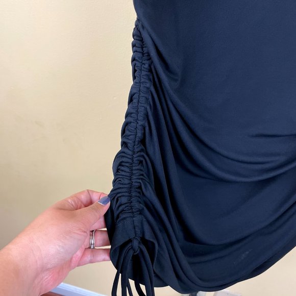 St. John Black Short Sleeve Tunic Cinched Blouse L - Picture 2 of 7